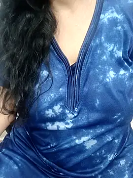 tami lavanya online show from March 30, 1:44 pm