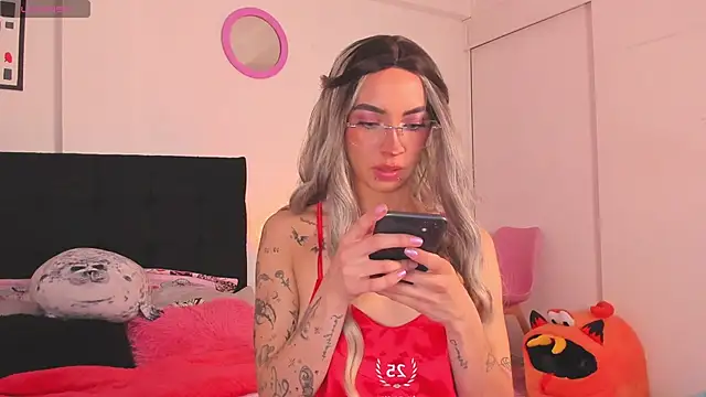 Aryane art  online show from November 5, 3:45 am