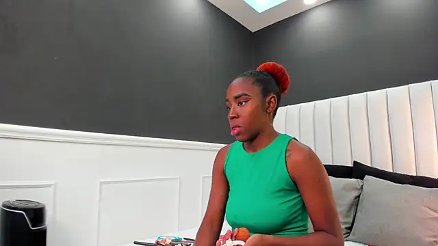  emma willliams  online show from September 16, 2:36 pm