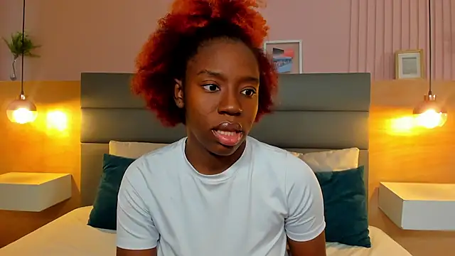  emma willliams  online show from October 16, 4:09 pm