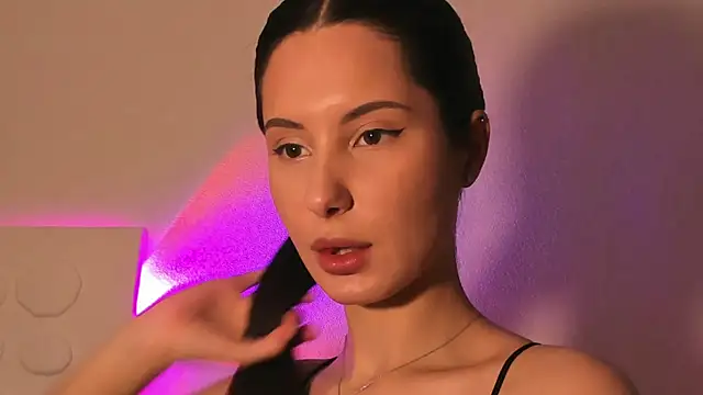 emma craftt online show from November 21, 12:51 pm