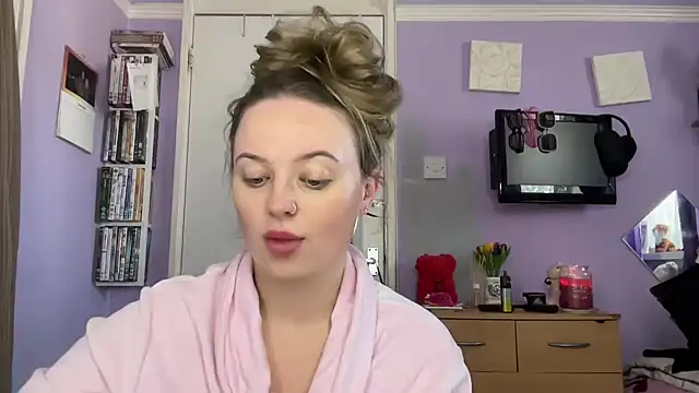 SexySashaxox online show from October 25, 2:03 pm