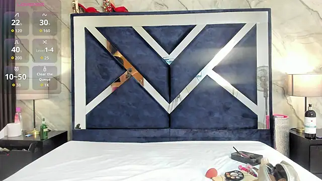 VioletRose as online show from October 7, 3:27 pm