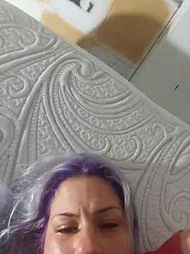 toomuchofafreak online show from October 20, 6:38 am