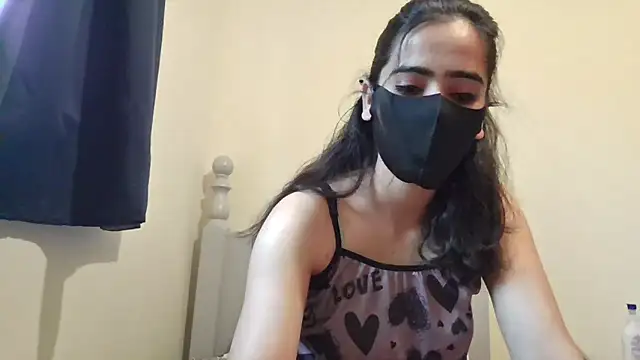 BobtailFormal online show from March 27, 7:10 am