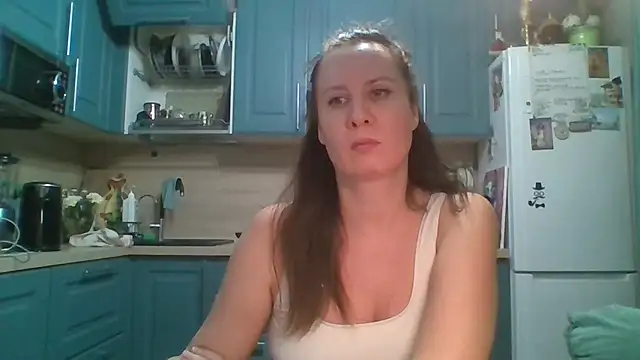 ALICAINWONDERLAND online show from April 13, 7:58 pm