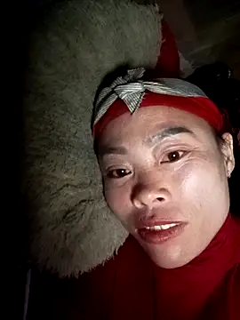 CoMay003 online show from December 3, 4:42 pm