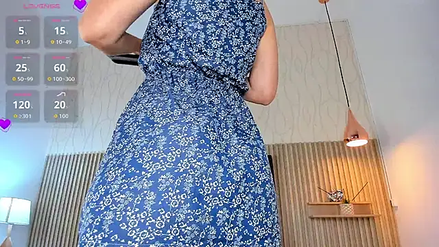 Laura Ivy online show from September 9, 1:33 pm