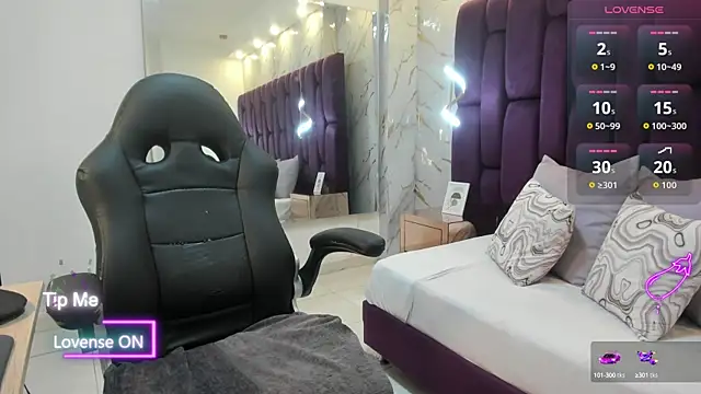 cloe spencerr online show from September 16, 7:33 pm