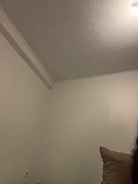 princesaliay online show from April 18, 11:02 am