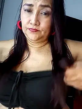 linda luna29 online show from March 29, 4:00 am