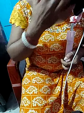 Cute-Swewty online show from October 12, 1:13 pm