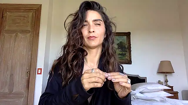 venuslibre online show from February 17, 12:04 pm