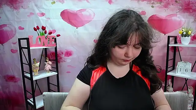 NeonilaLisova online show from April 17, 5:09 am