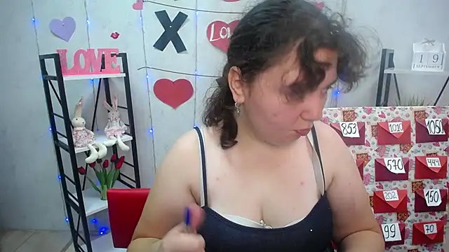 NeonilaLisova online show from September 19, 5:28 am