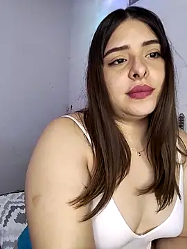 Nahomy cm online show from September 10, 10:10 pm