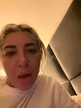 ElsaSinn online show from October 5, 2:27 am