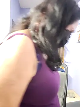 mallu-lover online show from March 19, 7:02 am