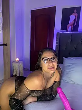 ema zoe online show from March 21, 12:26 am