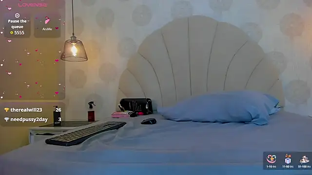 ALISSON BARKER online show from September 27, 1:18 pm