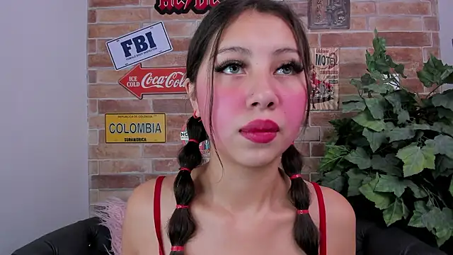 misss luxury online show from February 4, 11:13 am