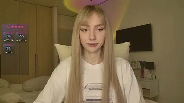 Lunainnk online show from March 15, 2:24 am