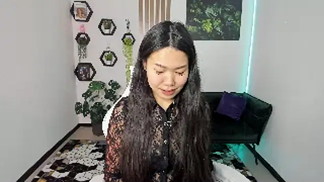 LunaPurrr online show from November 22, 1:19 am