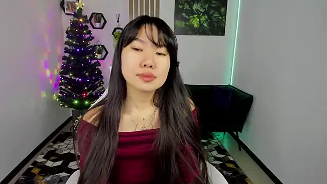 LunaPurrr online show from December 20, 12:14 am