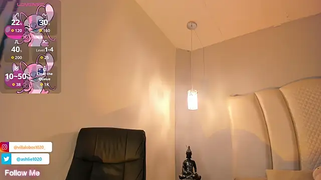 MiaVillalobos online show from September 22, 3:43 pm