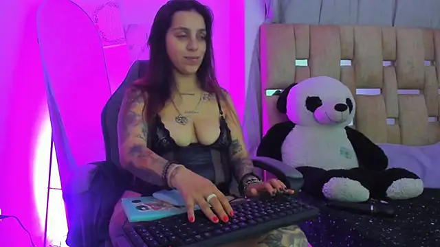 JulianaCarter online show from November 5, 8:14 pm