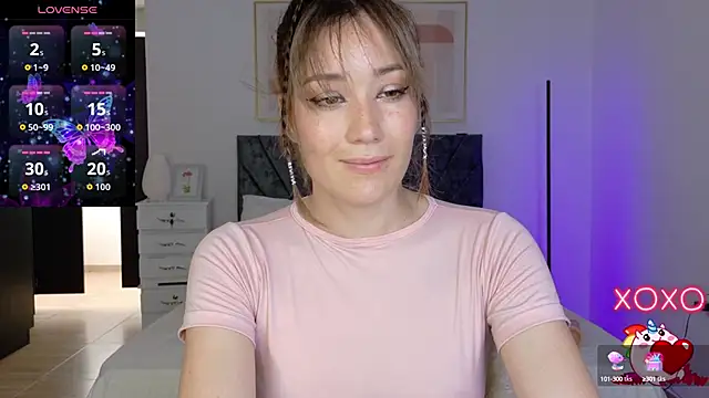 Eliih 01 online show from September 18, 6:39 pm