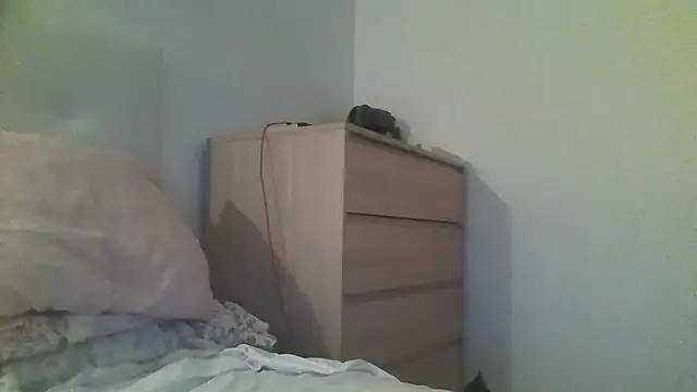 Emily de Carla online show from September 11, 10:10 pm