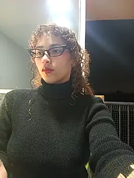 Vikyvoyeur online show from October 25, 3:14 am