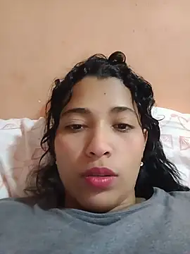 Vikyvoyeur online show from August 6, 9:44 pm