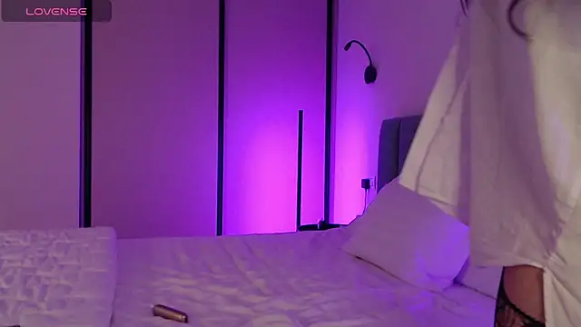 christinafitness online show from April 15, 7:58 pm