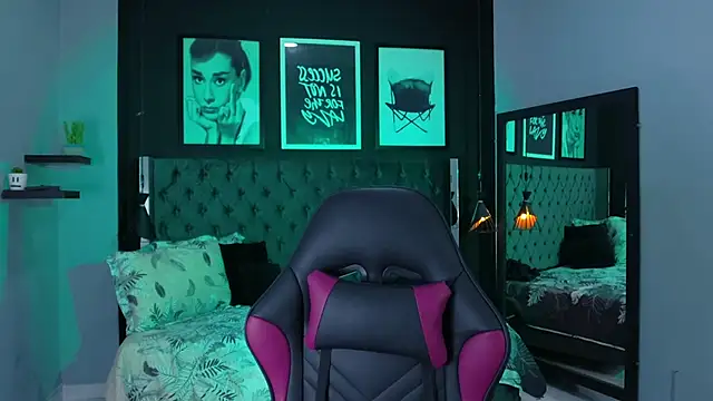 kitty collins  online show from February 21, 11:55 am