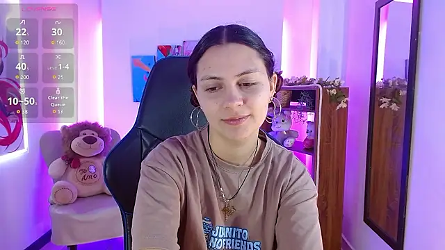 AlanaGarcia19 online show from January 15, 12:11 pm