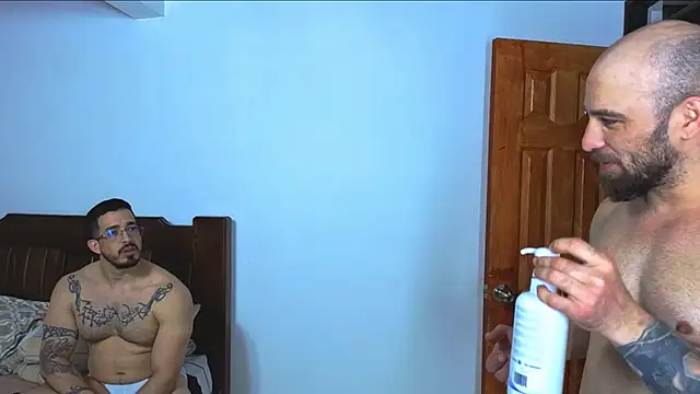 Hunter Hoott online show from September 15, 3:04 am