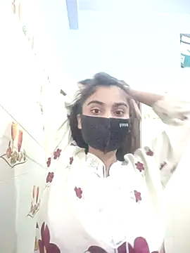 Hot-Soniya733 online show from October 19, 9:00 am