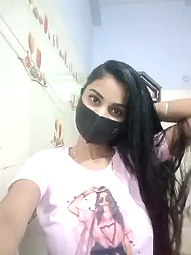 Hot-Soniya733 online show from September 19, 7:46 pm