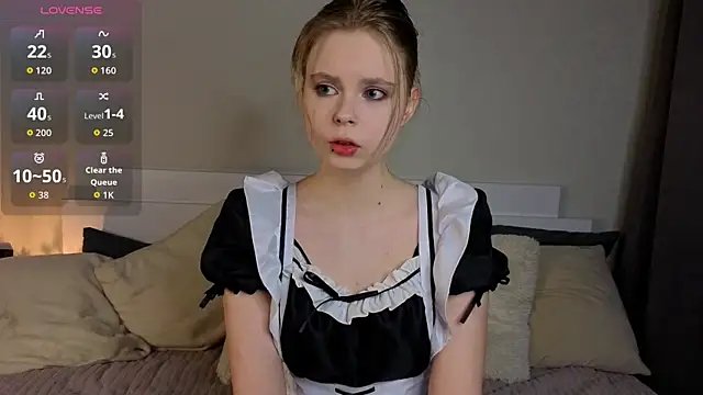 JulietteRain online show from March 28, 6:07 pm