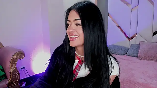 EmmaStonns online show from September 30, 1:28 pm