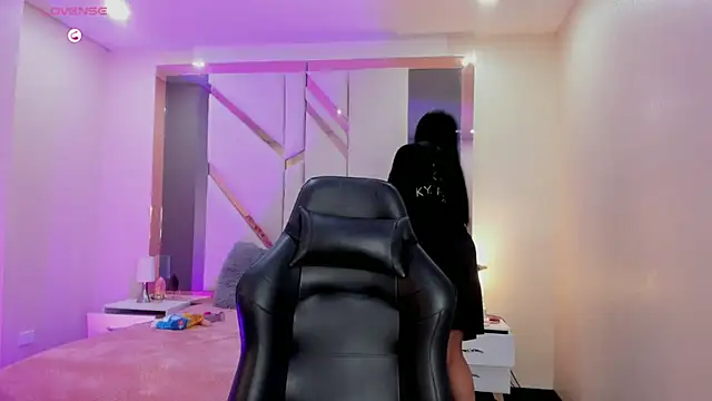 EmmaStonns online show from September 19, 2:16 pm