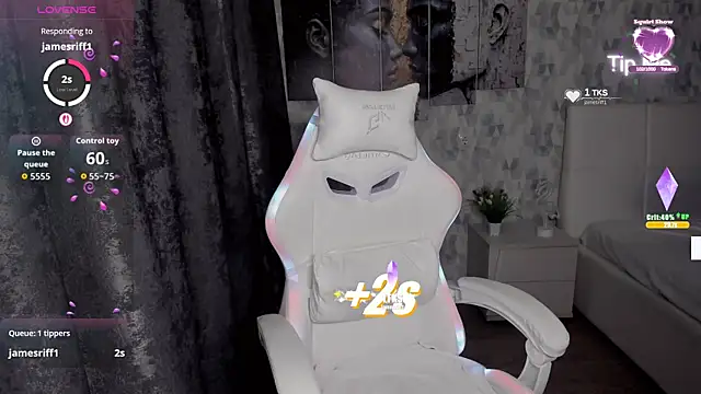 KiraKrox online show from September 19, 9:25 pm