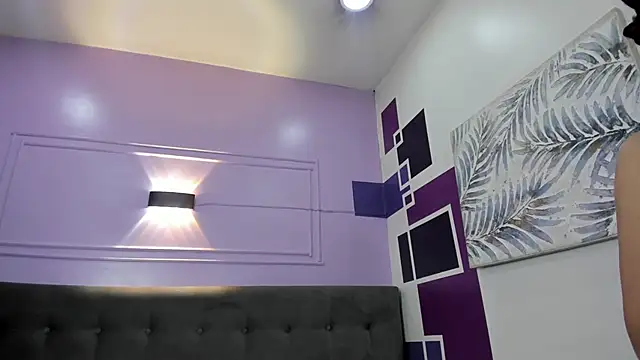 tiiny emilly online show from September 15, 8:49 pm