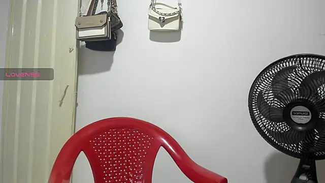 karlys01 online show from September 28, 2:51 am