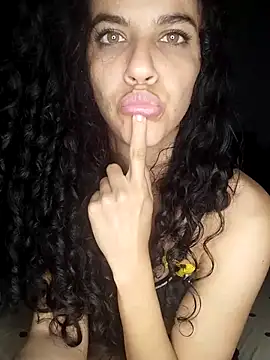 lucerocutte online show from November 29, 4:05 am