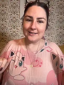 Lacey-BBW online show from November 17, 9:59 pm