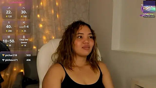 kata22sofia online show from April 19, 6:10 pm