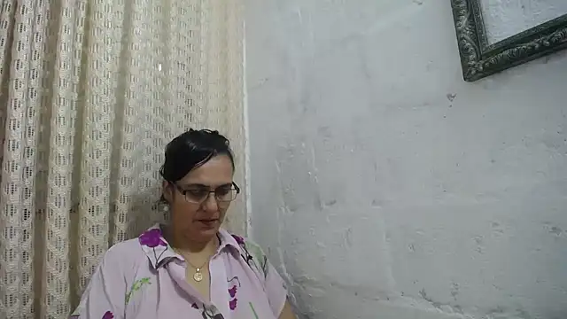 gabbyparker  online show from February 23, 9:53 am